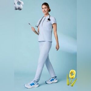 FIGS Light Blue Chambray Scrub Set